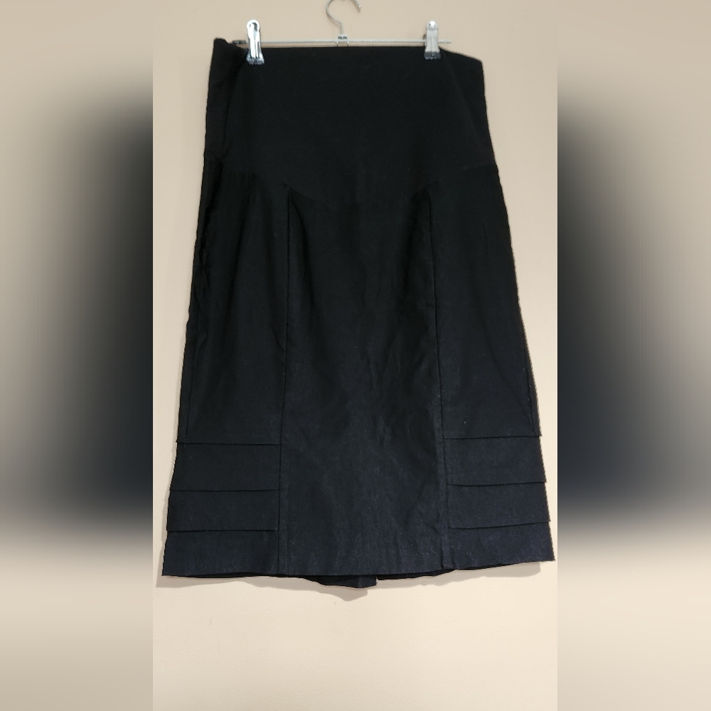 Thyme Maternity Black Pencil Knee-length Skirt With Pleat Accents And Slit Sz M